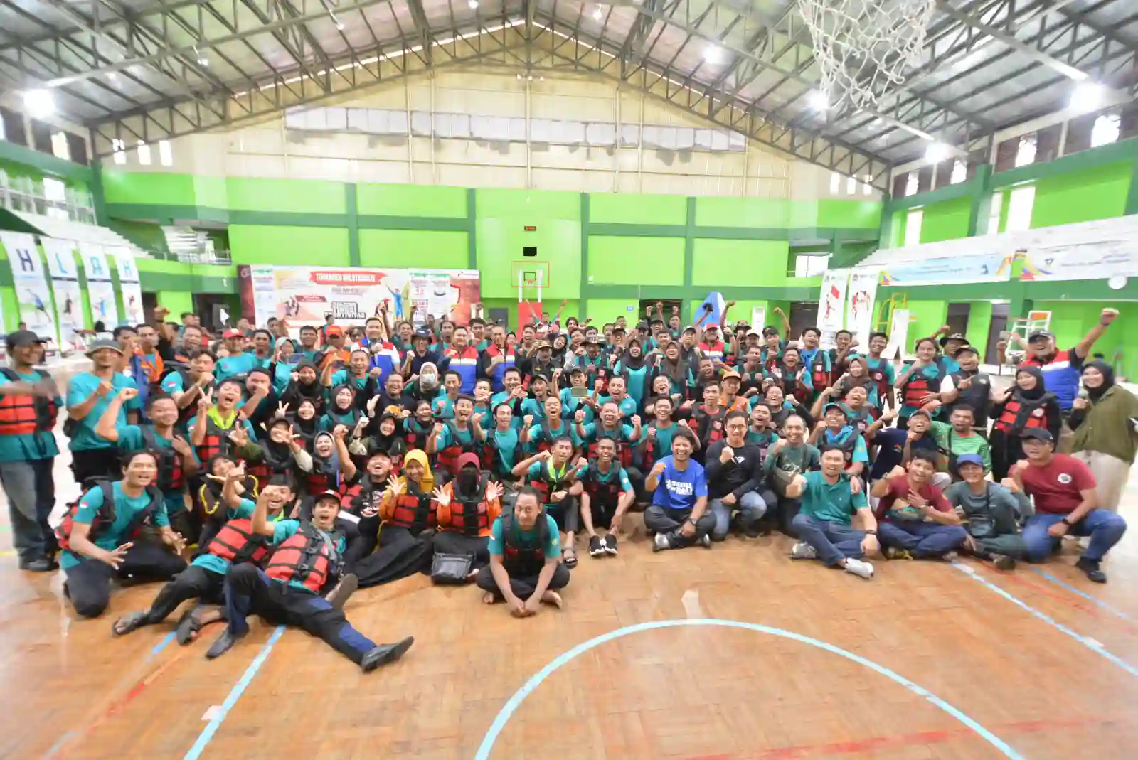 pertamina balongan latih ratusan pemuda tanggap bencana pertamina balongan latih ratusan pemuda tanggap bencana