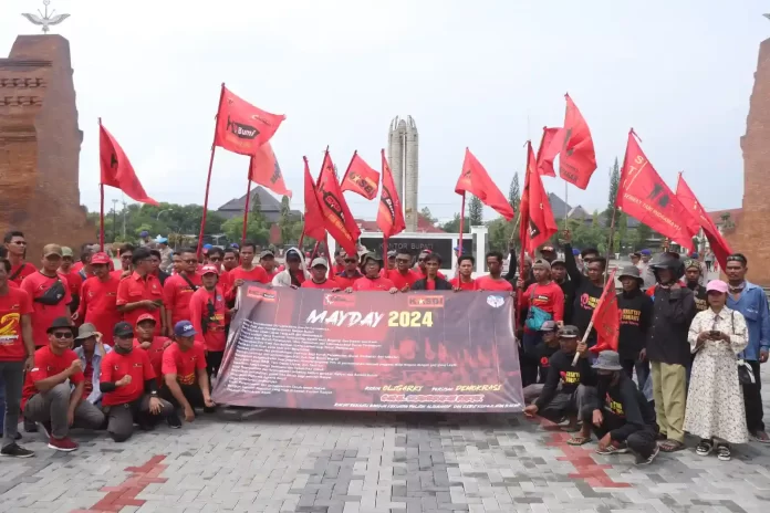 buruh peringati may day