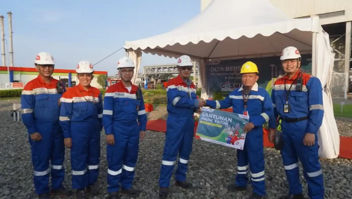 pertamina ru vi balongan berikan santunan anak yatim