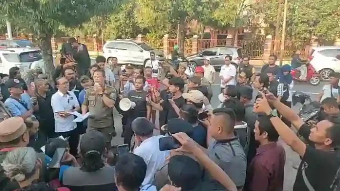 pengosongan gedung gpi indramayu gagal