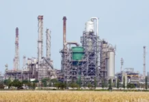 Implementasi Buffer Zone Kilang Balongan Dimulai, Keselamatan Warga Jadi Prioritas jalan Kilang balongan dialihkan